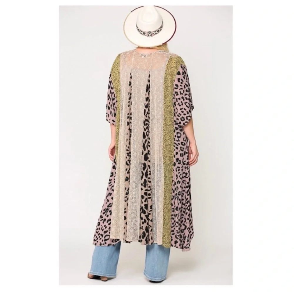 NEW Print & Lace Mixed Maxi Kimono Sizes XL & 1X Available - Picture 4 of 6